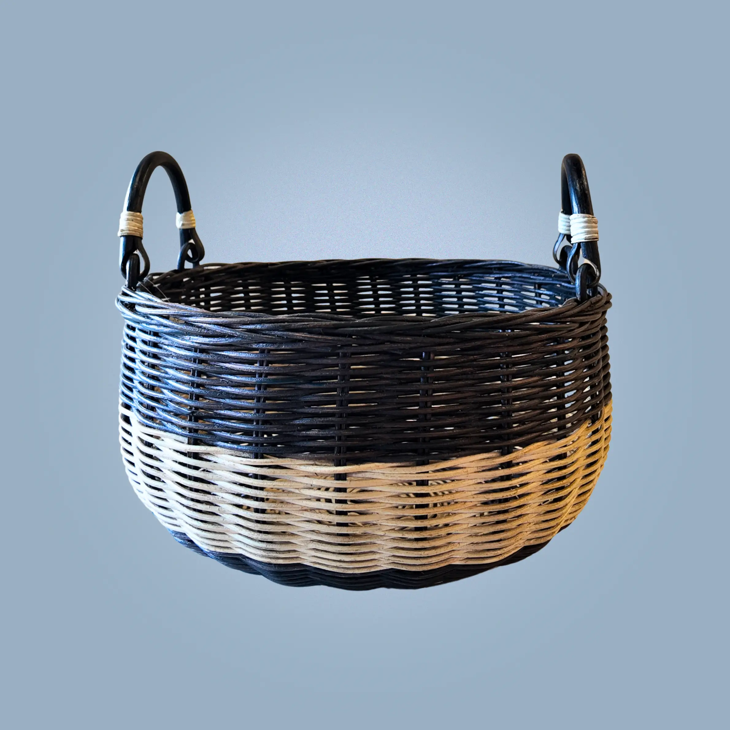 Round Basket by Calfurn