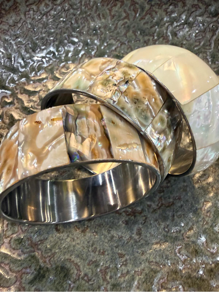 Turbo Imperial Bangle from Jacildo’s Handicraft